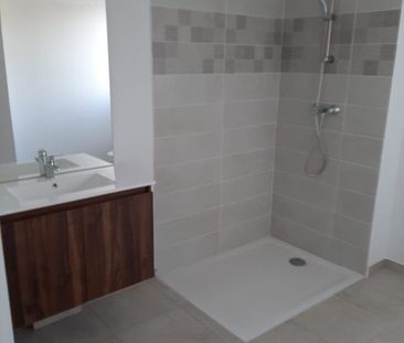 T2 AVEC BALCON + PARKING - Photo 4