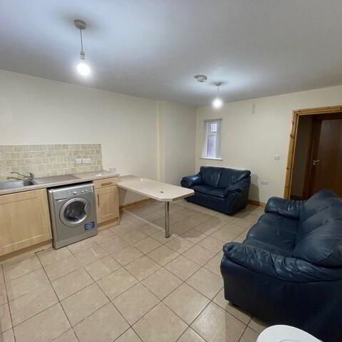 Flat 1-75 Fitzroy Avenue, Belfast, BT7 1HT - Photo 1