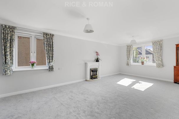 2 Bedroom Apartment, Bradbury Court – Raynes Park - Photo 1