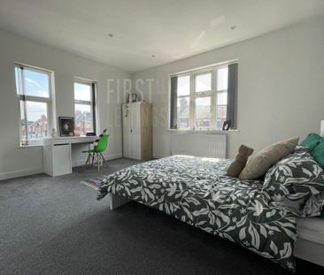3 bedroom flat to rent - Photo 5