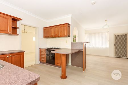 4a Wonoona Pde East, Oatley NSW 2223 - House For Rent | Domain - Photo 3