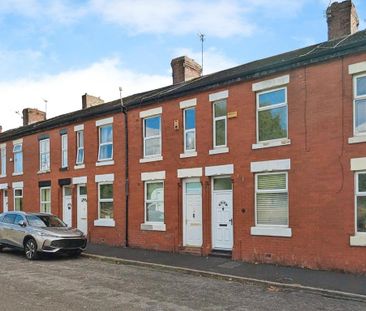 2 bedroom terraced house to rent - Photo 2