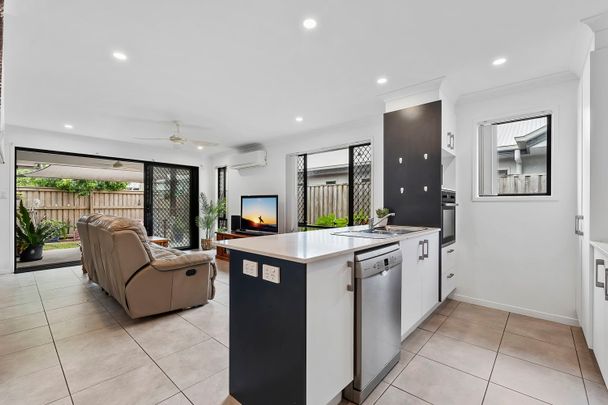 Modern, Low-Maintenance Living in the Heart of Palmview - Photo 1