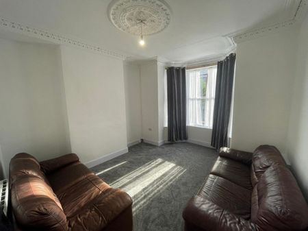 Brackenbury Road, Preston - Photo 4