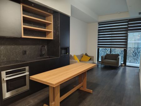 For Lease - 55 Charles Street Unit# 2009, Toronto, Ontario - Photo 2