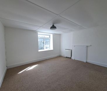 2 bedroom cottage to rent - Photo 1