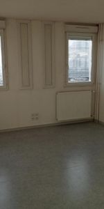 Appartement - T1 - BELLIGNAT - Photo 4