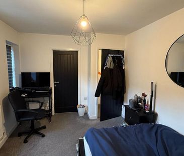 2 bedroom terraced house to rent - Photo 3