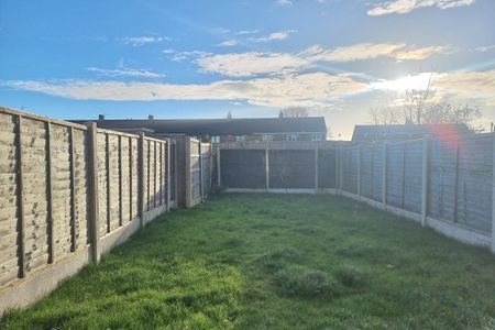 Chesswick Avenue, Keadby, SCUNTHORPE - Photo 2