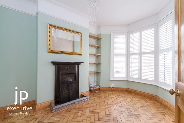 Cardiff, CF10 5GT - Photo 1