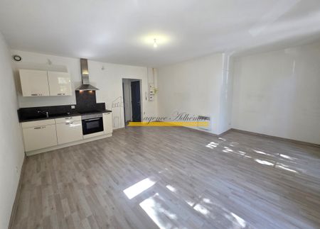 Location Appartement 2 pièces 48m² MONTELIMAR 26200 - Photo 2