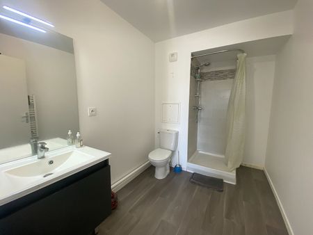 Appartement Corbeil Essonnes 2 pièce(s) 43.70 m2 - Photo 5