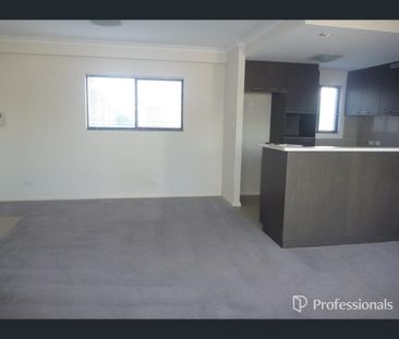 42/2 Stockton Bend, Cockburn Central, WA 6164 - Photo 4