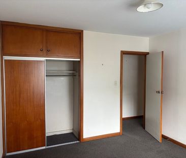 Spacious, Two-Bedroom Unit in Prime Location on a beautiful section - Photo 6