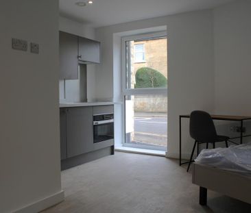 Studio to rent - Photo 3