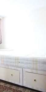 Sandown Close, Hounslow - Photo 3