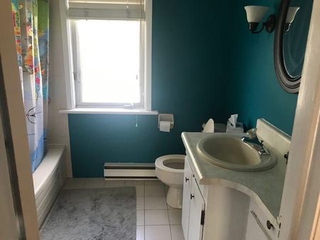 For Lease - 159 Avondale Avenue, Toronto, Ontario - Photo 5