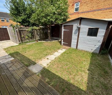 3 bedroom semi-detached house to rent - Photo 6