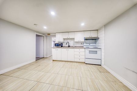 For Lease - 1678 Kingston Road Unit# Lower, Toronto, Ontario - Photo 2