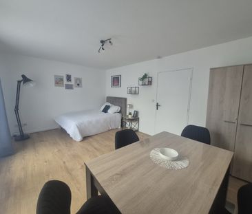 Location Appartement 1 pièce 30m² LILLE 59000 - Photo 3