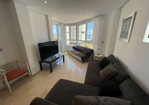 HALF SEASON. FOR RENT FROM 1.9.24-30.6.25 MAGNIFICENT APARTMENT ON THE 1ST LINE OF THE BEACH WITH SEA VIEWS IN LA CARIHUEA (TORREMOLINOS)