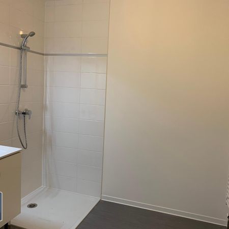 Location Appartement 2 pièces 43m² LILLE 59000 - Photo 4