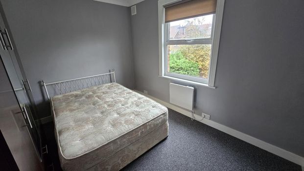 6 bedroom terraced house to rent - Photo 1