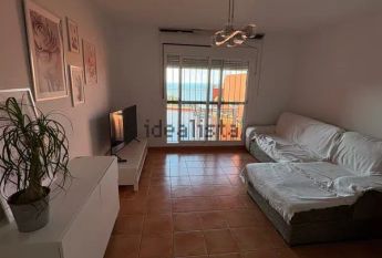 Alquiler de casa o chalet independiente en Avenida los Poetas, 15