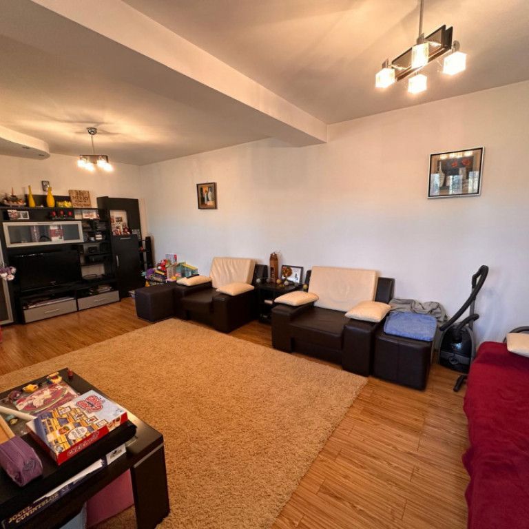 Casă, 3 camere, termen lung, zona KM 5- Constanta - Fotografie 1