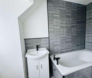 Holly Park, Ushaw Moor, DH7 - Photo 2