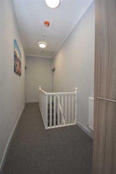 1 bed Room for Rent - Photo 2