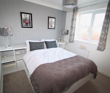 3 bedroom semi-detached house to rent - Photo 5