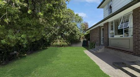 Welcome home to 14B Donald Street. - Photo 3