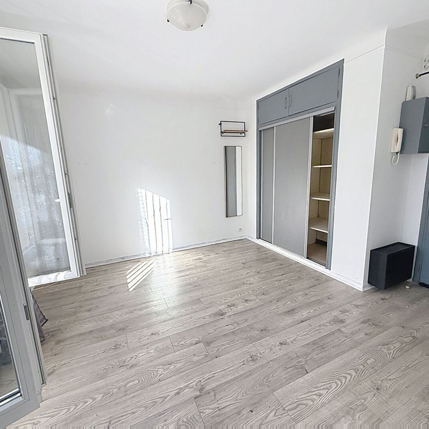 Location Appartement 1 pièce 22m² AVIGNON 84000 - Photo 1