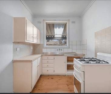 Comfortable Living with Room to Move - Photo 2