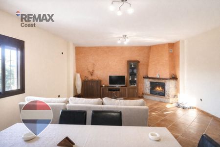 Casa o chalet de alquiler en Polígono Ds Diseminados Parcela 51, Benagalbón - Photo 4