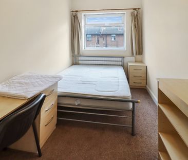 2 Bed Student Accommodation - Photo 1