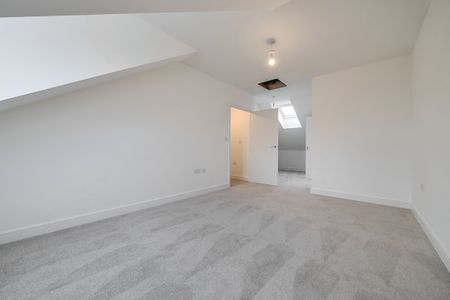 Aubrey Drive, Sudbury - Photo 2