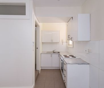 3/164C Bourke Street, Darlinghurst NSW 2010 - Apartment For Rent | ... - Photo 2