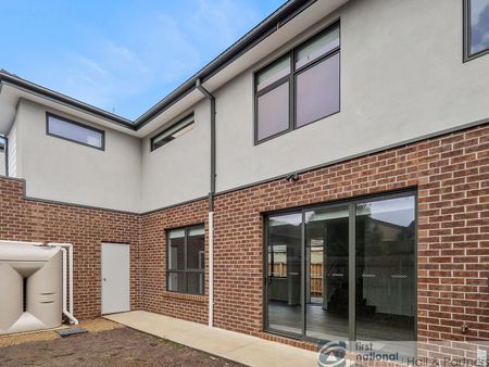 Brand New Townhouse - comes with everything you want! - Photo 3