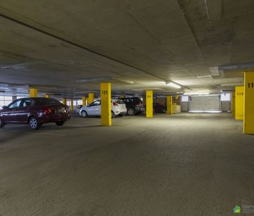 Unité 2 ½ - Jardin du Carrefour, Chomedey à louer - Photo 6