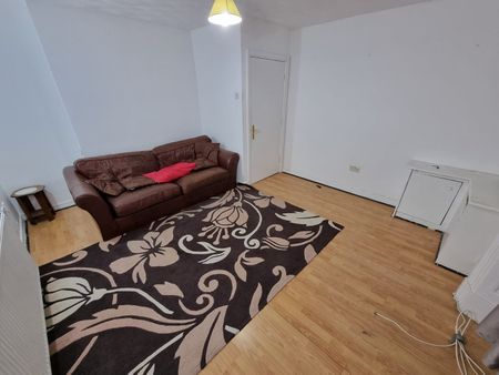 1 Bed Flat, Lister Road, L7 - Photo 2
