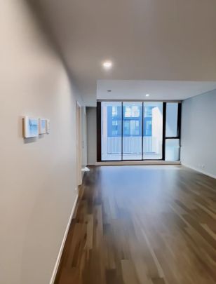 6 Sonny Leonard St, Sydney - Photo 1