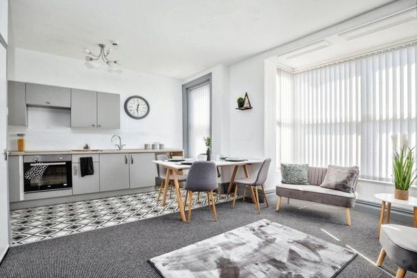 1 bedroom apartment to rent - Photo 1