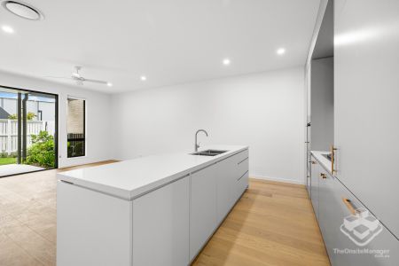 Stylish Brand New Townhomes with Premium Finishes - Photo 5