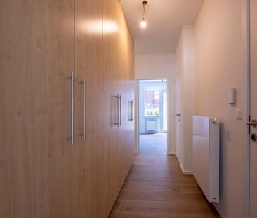 Gezellig gelijkvloers appartement met tuin! - Photo 1