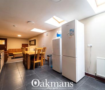 6 bedroom house to rent - Photo 1