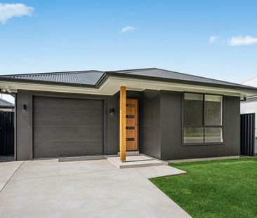 21 Solomon Drive, Lake Cathie NSW 2445 - House For Rent | Domain - Photo 5