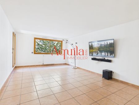 Location Appartement 4 pièces 101m² VILLEURBANNE 69100 - Photo 2