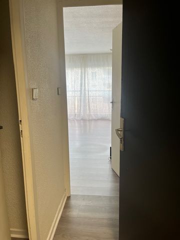 Location Appartement 2 pièces 35m² - Photo 4